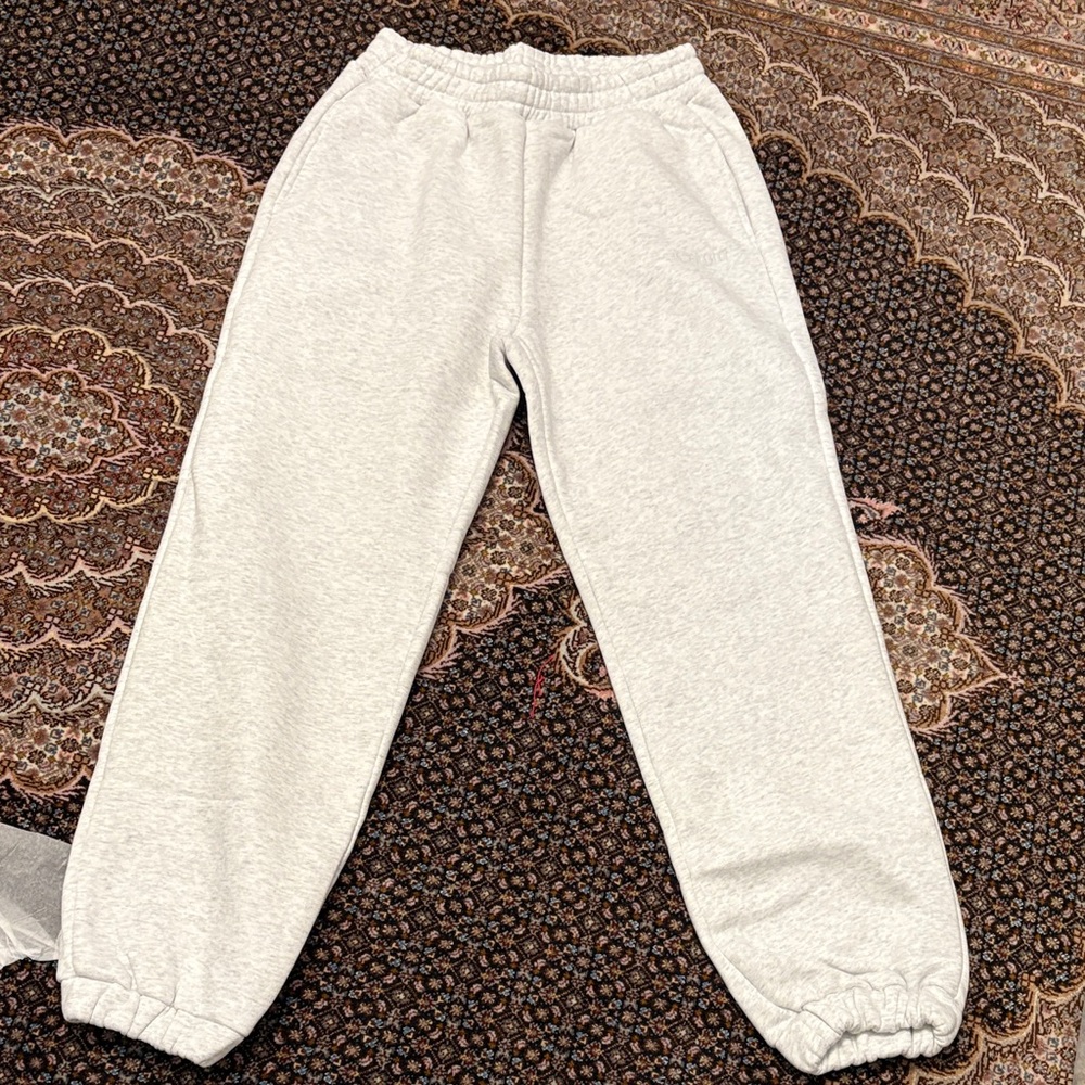 Comfort brand . Colore withe . Size M